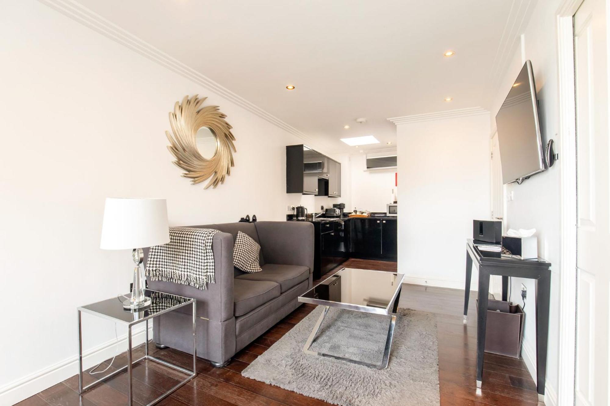 Strozzi Palace Suites By Mansley Cheltenham Buitenkant foto