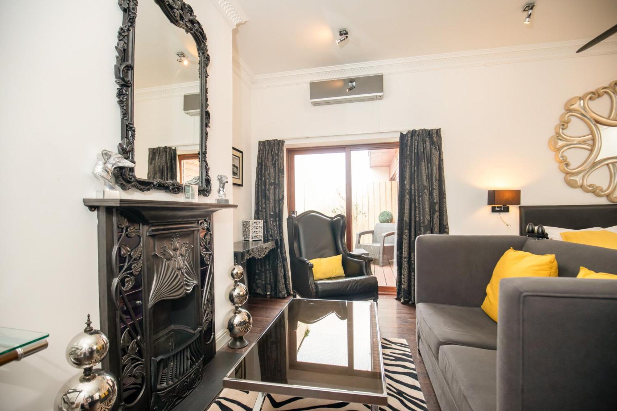 Strozzi Palace Suites By Mansley Cheltenham Buitenkant foto