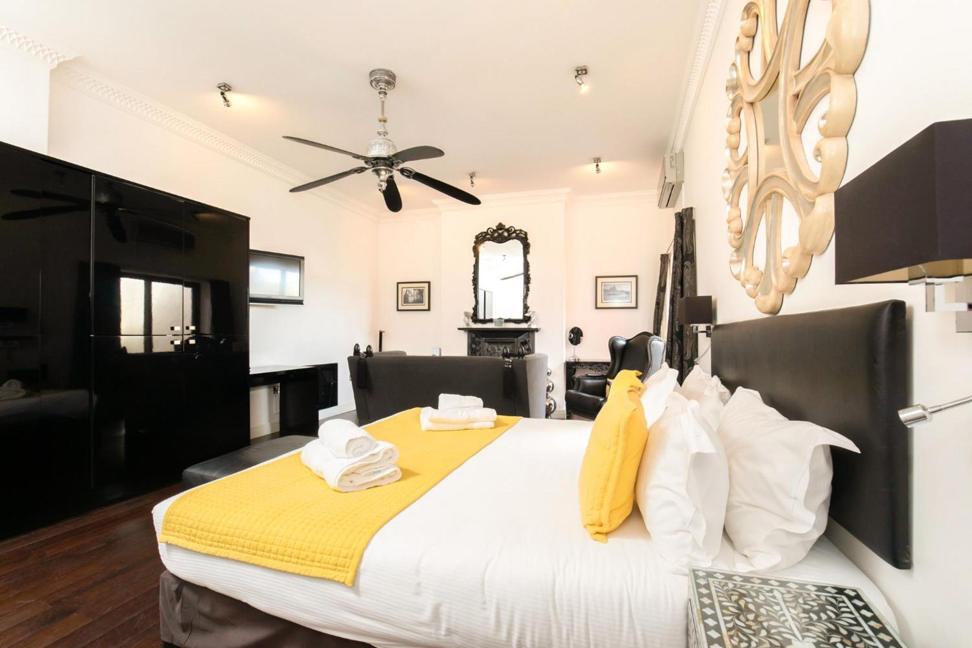 Strozzi Palace Suites By Mansley Cheltenham Buitenkant foto