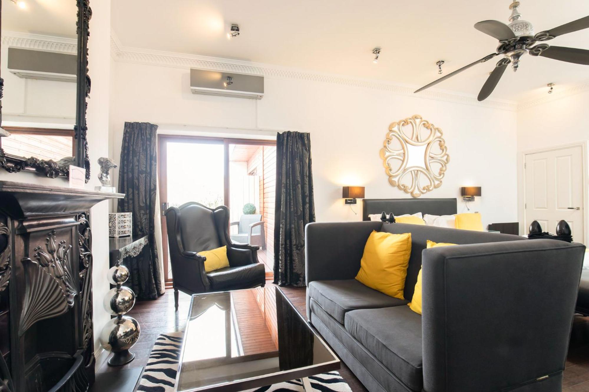 Strozzi Palace Suites By Mansley Cheltenham Buitenkant foto