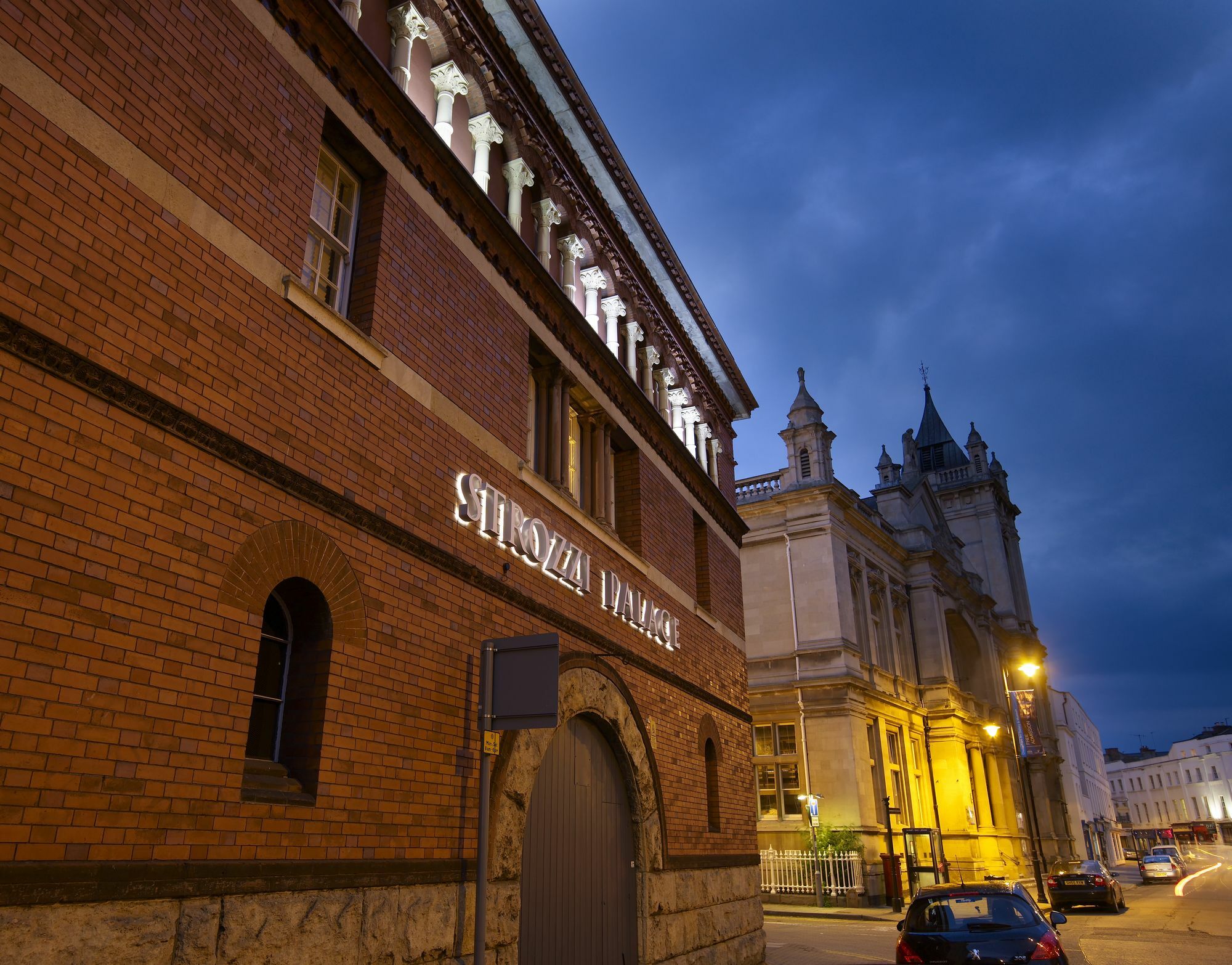 Strozzi Palace Suites By Mansley Cheltenham Buitenkant foto